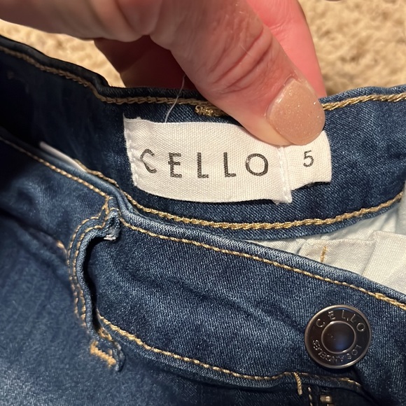 Jeans - Picture 3 of 5